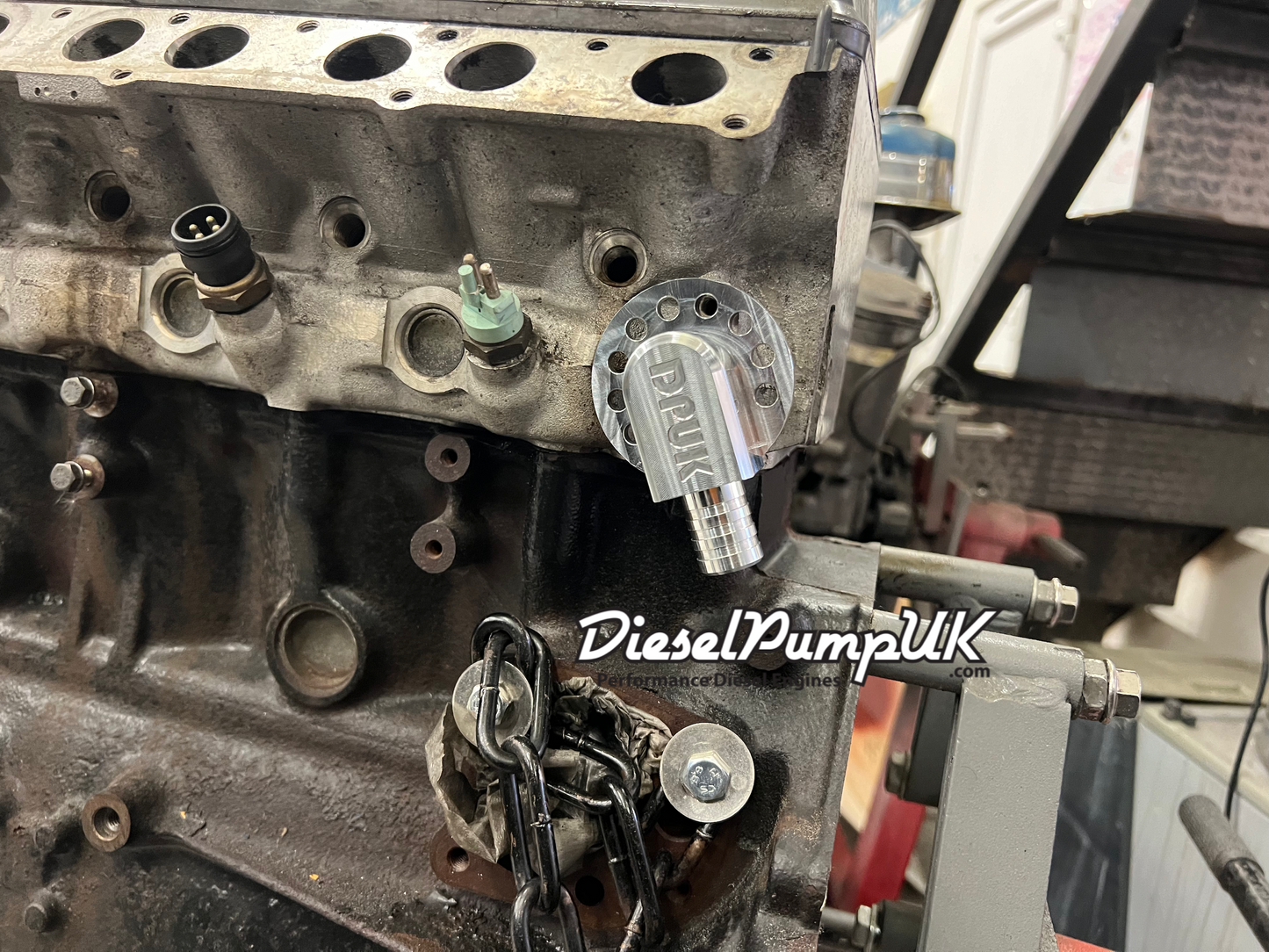 OM606 Adjustable Rear Water Outlet
