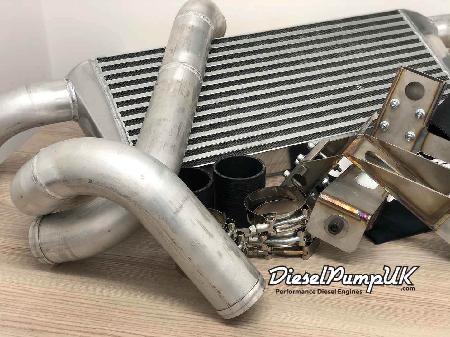 W124 Intercooler Kit