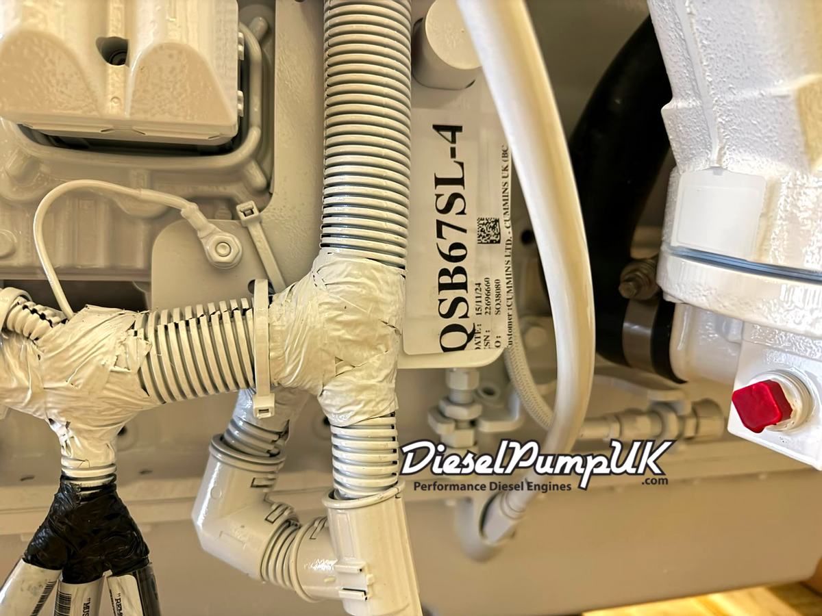 Cummins 425hp 6.7qsb Marine Engine