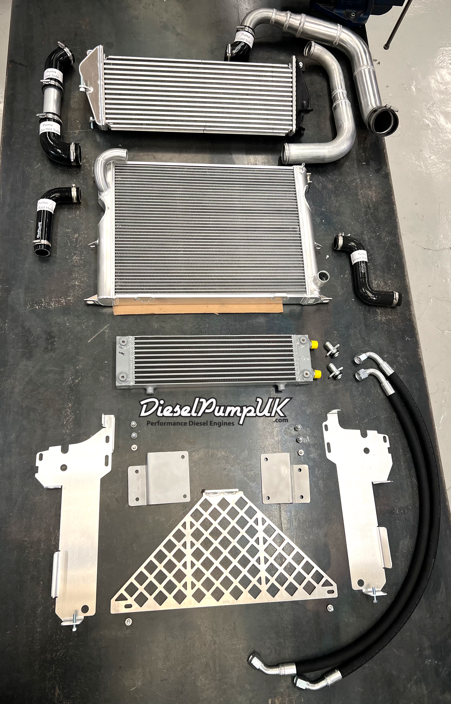 Defender PUMA to OM606 cooling package