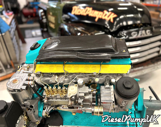 OM605 Carbon Fibre Rocker Cover